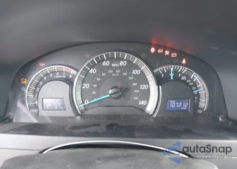 2014 Toyota Camry L/Se/Le/Xle z USA, uszkodzony, nr VIN 4T1BF1FK5EU424971